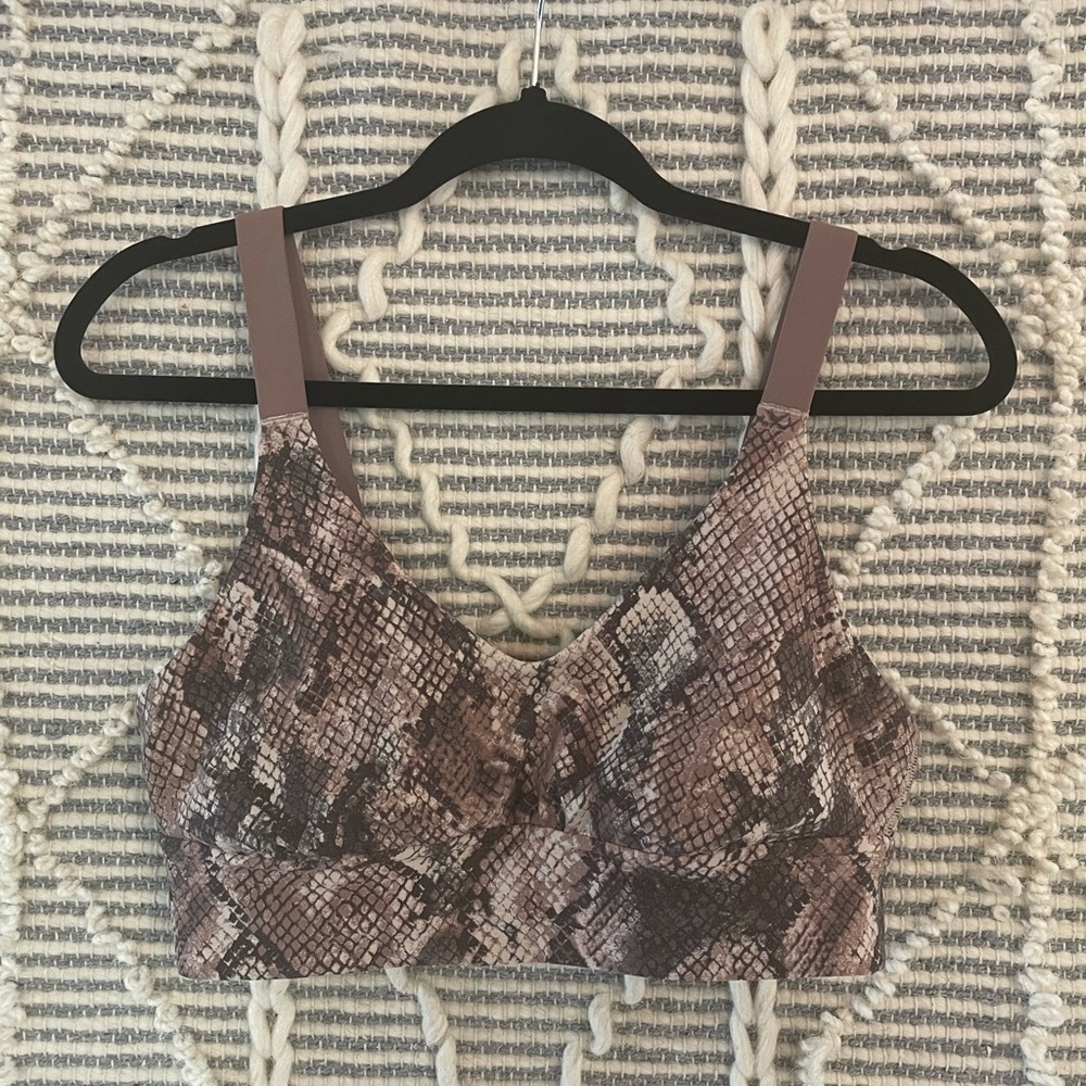 Aerie Offline Sports Bra/Bralette | Size M